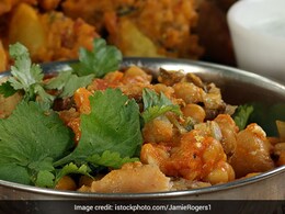 Street Food Of India: 5 Dilli-Style Chaat Recipes You Must Try