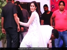 Sapna Choudhary ने स्टेज पर यूं किया जोरदार डांस, बार-बार देखा जा रहा Video Sapna Choudhary ने स्टेज पर यूं किया जोरदार डांस, बार-बार देखा जा रहा Video