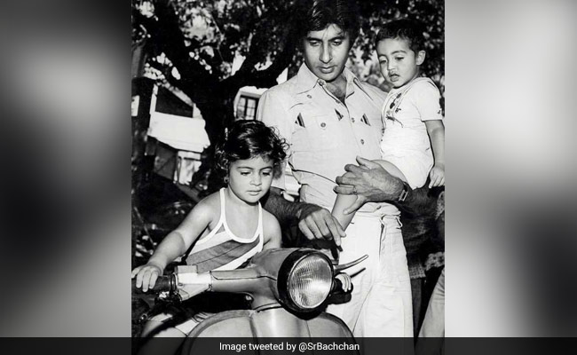 Navya Naveli Has This To Say About Shweta Bachchan Nanda's Throwback Post With Amitabh And Abhishek Bachchan