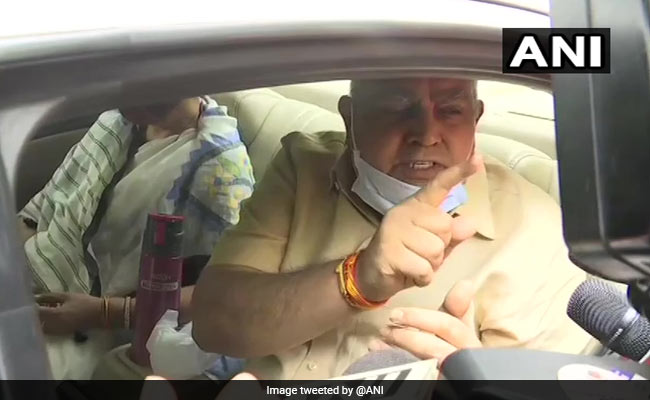 48 घंटे में दूसरी बार अमित शाह से मिले बंगाल के गवर्नर, फिर चुनाव बाद हिंसा पर की कड़ी टिप्पणी