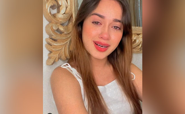 जन्नत जुबैर ने रोते हुए गाने पर दिए जबरदस्त एक्सप्रेशन, फैन्स बोले- यूं ही नहीं नंबर 1 कहते...देखें Video