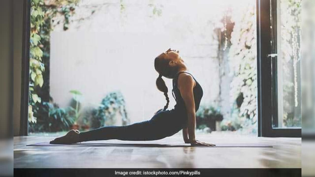 सुबह या शाम, योग करने का सही समय कौन सा है? जानें सही जवाब