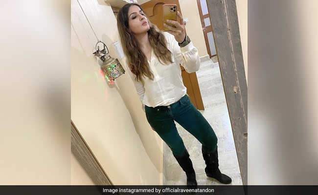Here's Why Raveena Tandon's OOTD In Bandhavgarh Is Not Safari-Appropriate