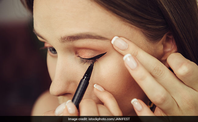 10 Best Eyeliner Ideas For Hooded Eyes To Make Them Look Bigger