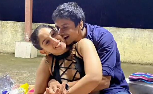 Aamir Khan की बेटी Ira Khan हुईं रोमांटिक, बॉयफ्रेंड संग Video शेयर कर बोलीं- आई लव यू क्यूटी..