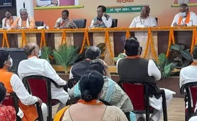 बिहार कांग्रेस ने नीतीश सरकार के दोनों डिप्‍टी सीएम पर साधा निशाना, पूछा-आखिर सरकार की गलतियों की...