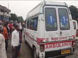 बिहार में बिजली गिरने से एक ही गांव में चार बच्चों सहित पांच की मौत बिहार में बिजली गिरने से एक ही गांव में चार बच्चों सहित पांच की मौत