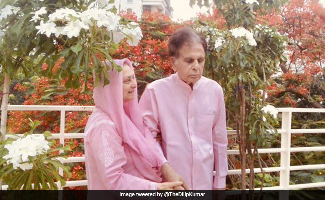 "Don't Believe WhatsApp Forwards": Dilip Kumar's Handle Tweets Health Update