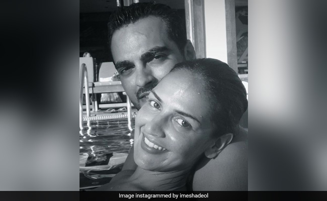 In Esha Deol's Anniversary Post For Bharat Takhtani, A Glimpse Of Their "Forever Love"