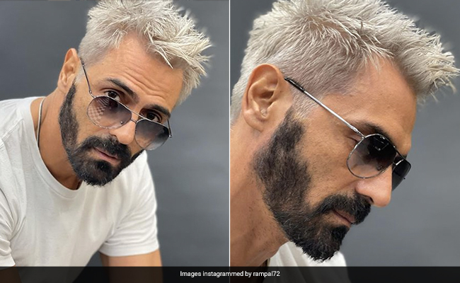 We're Doing A Double Take At Arjun Rampal's Striking Platinum Blonde Hair For <i>Dhaakad</i>