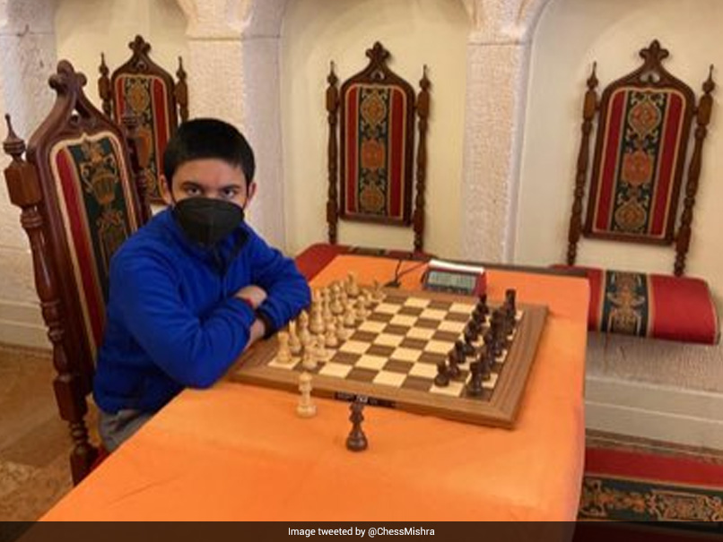 जर्सी के अभिमन्यु मिश्रा ने शतरंज में रचा इतिहास, सबसे कम  उम्र में ग्रैंडमास्टर बने