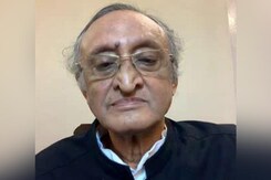 “Vaccine Policy Flip Flop Cost Us 2 Lakh Lives": Bengal Finance Minister “Vaccine Policy Flip Flop Cost Us 2 Lakh Lives": Bengal Finance Minister