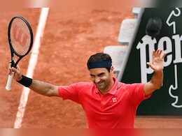 Daniil Medvedev Backs Roger Federer To Win Wimbledon When "He's 50"