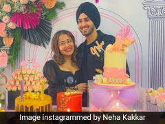 Neha Kakkar Celebrated B'day With Hubby Rohanpreet And Tableful Of Cakes