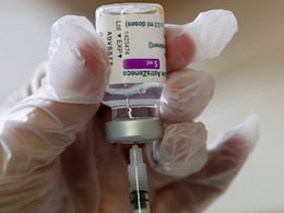 AstraZeneca ने दुनियाभर से वापस मंगाई कोरोना वैक्सीन, मौतों पर मचे बवाल के बाद लिया फैसला