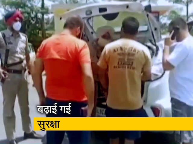 जम्मू एयरपोर्ट पर धमाकों के बाद पठानकोट में हाईअलर्ट