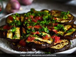 Indian Cooking Tips: How To Make Rigan Na Palita - A Masaledar Tawa Baingan Fry From Gujarat