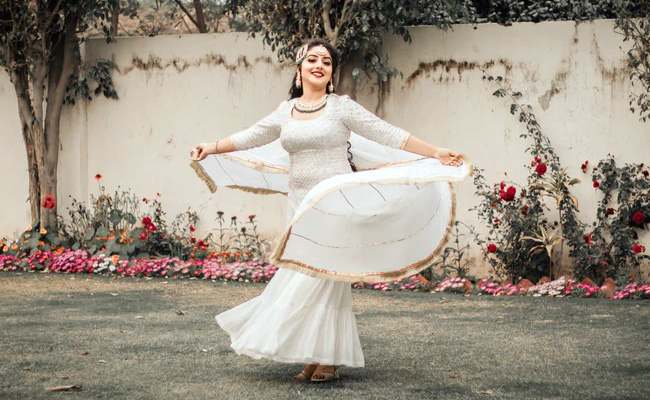 Amazon Fashion Wardrobe Refresh Sale: Stylish Salwar Suits At Up To 80% Off