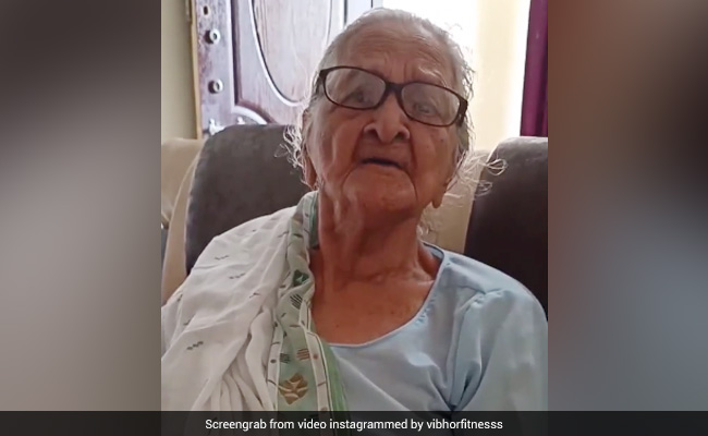 पोते ने पूछा- 'पापा की ज्यादा गर्लफ्रेंड थीं या चाचा की', दादी ने ऐसे खोल डाली पोल - 8 लाख बार देखा गया Video