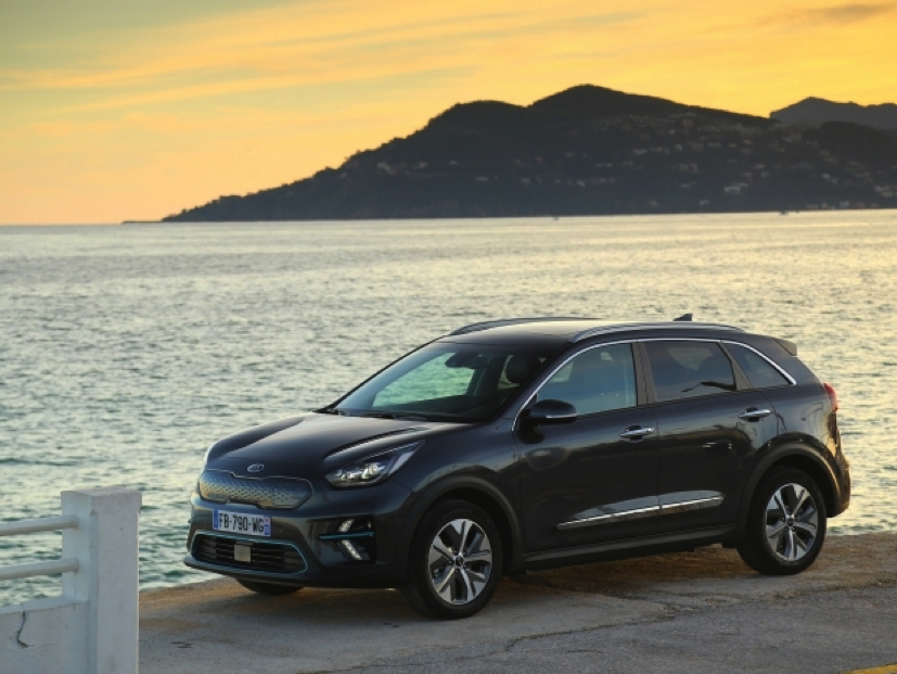 Kia Has Bold Plans For Integrating Solar Panels, Hydrogen & Wireless Charging