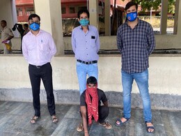 ऑक्सीज़न सिलेंडर देने के नाम पर ठगी करने वाले गैंग का मास्टरमाइंड पकड़ा गया ऑक्सीज़न सिलेंडर देने के नाम पर ठगी करने वाले गैंग का मास्टरमाइंड पकड़ा गया