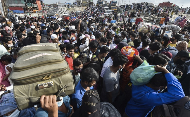 Dhaka Faces Migrant Exodus As Bangladesh Tightens Covid Lockdown