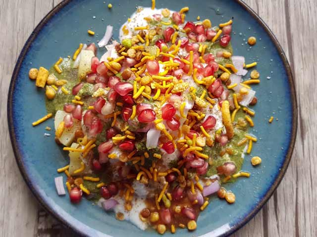 How To Make Rasgulla Chaat | Easy Rasgulla Chaat Recipe Video