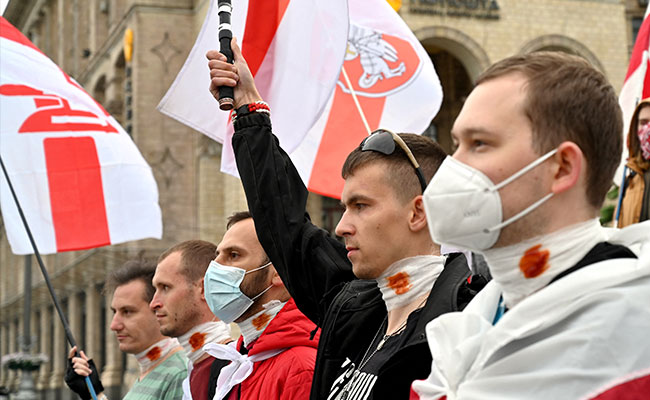 Belarus Activist Stabs Himself In Neck In Court: Rights Group