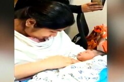 10 Days On Ventilator, Mother Reunited With Baby 10 Days On Ventilator, Mother Reunited With Baby