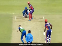 PSL 2021: Babar Azam ने जड़ा धुआंधार छक्का, देखते ही इमरान ताहिर ने बनाया ऐसा चेहरा - देखें Video PSL 2021: Babar Azam ने जड़ा धुआंधार छक्का, देखते ही इमरान ताहिर ने बनाया ऐसा चेहरा - देखें Video