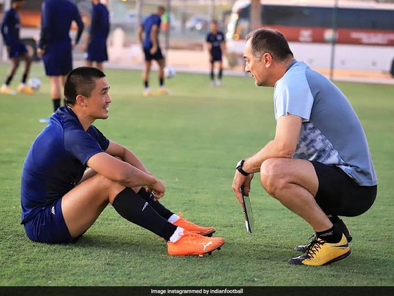 छेत्री ने 13 मिनट के अंतराल में दो गोल करके दिलाई जीत, कोच ने कहा, वह गोल मशीन है