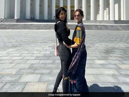 Taapsee Pannu Wore A <I>Saree</i> In Moscow And Had A Day Of Adventure Taapsee Pannu Wore A <I>Saree</i> In Moscow And Had A Day Of Adventure