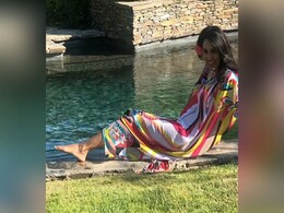 Mallika Sherawat ने दिखाई अपने US वाले घर की झलक, फैन्स बोले- जन्नत से कम नहीं...देखें Video Mallika Sherawat ने दिखाई अपने US वाले घर की झलक, फैन्स बोले- जन्नत से कम नहीं...देखें Video