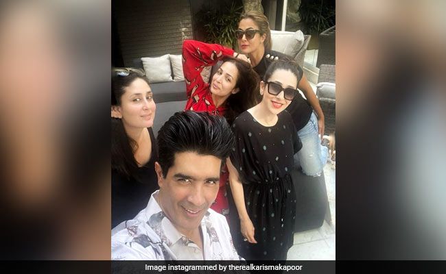Karisma Kapoor, Malaika Arora, Kareena And Amrita Add Glitter And Shine To Manish Malhotra's House Party