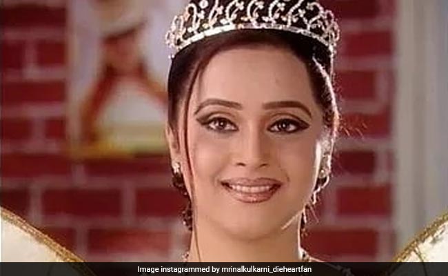 बच्चों की पसंदीदा 'सोनपरी' अब दिखती हैं पहले से भी ज्यादा खूबसूरत, देखें मृणाल कुलकर्णी की Photos