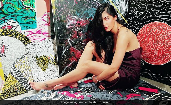 Spot The Real Muse In These Paintings By Shruti Haasan's Boyfriend Santanu Hazarika