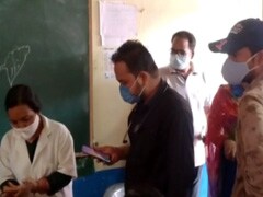 मध्य प्रदेश: विदिशा में कुछ मिनटों के भीतर एक महिला को दो बार लगाया दिया गया कोरोना टीका