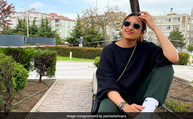 Parineeti Chopra Aces Streetwear With Her Rs 61K Gucci Mini Bag