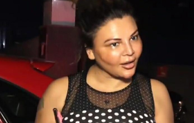 Rakhi Sawant ने की कोरोना की 'बाबा रामदेव' से तुलना, बोलीं- ये कभी आता है कभी जाता है...देखें Video