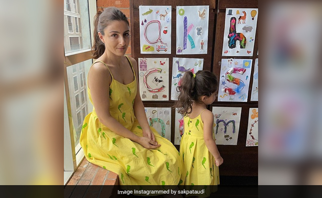 This "Im-Peck-Ably" Dressed Mother-Daughter Duo Are Making Us Question Our Fashion Choices