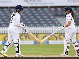 Women's One-off Test: स्नेह राणा ने किया कमाल, पहले ही टेस्ट में बनाया विश्व रिकॉर्ड Women's One-off Test: स्नेह राणा ने किया कमाल, पहले ही टेस्ट में बनाया विश्व रिकॉर्ड