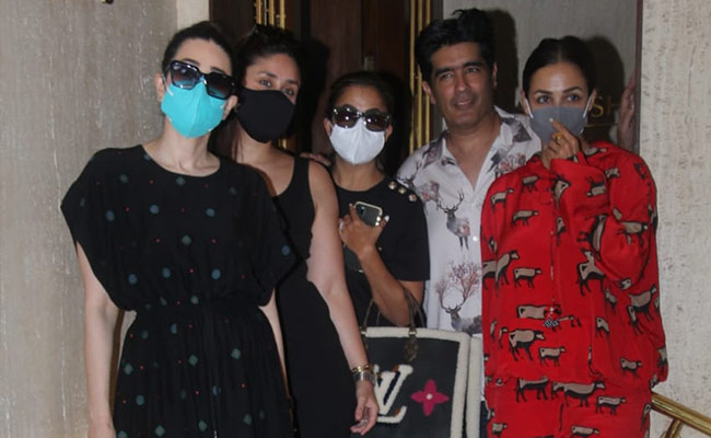 How Kareena-Karisma Kapoor And Malaika-Amrita Arora Lit Up Manish Malhotra's House Party
