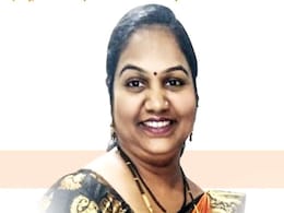 मोबाइल चोर का पीछा करने में चलती ट्रेन से गिरी महिला, दर्दनाक मौत मोबाइल चोर का पीछा करने में चलती ट्रेन से गिरी महिला, दर्दनाक मौत