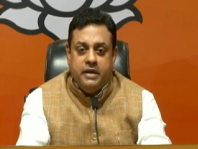 किसी भी राज्य ने नहीं कहा, उनके यहां ऑक्सीजन की कमी से मौत हुई : सरकार के बचाव में बोले संबित पात्रा