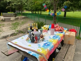 Twitter Is Amazed At Six-Year-Old's Request To Show Beheading On Birthday Cake Twitter Is Amazed At Six-Year-Old's Request To Show Beheading On Birthday Cake