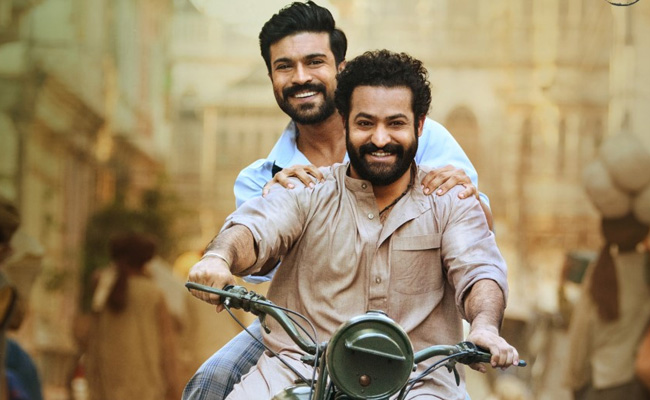 'आरआरआर' राम चरण और एनटीआऱ ने शुरू की डबिंग, दो गाने जल्द होंगे शूट