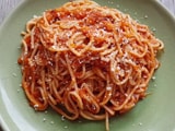 How To Make Spaghetti in Arrabiata Sauce | Easy Spaghetti in Arrabiata Sauce Recipe Video