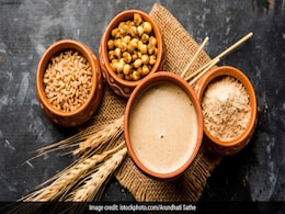 Sattu For Diabetes: टाइप 2 डायबिटीज यानि हाई ब्लड शुगर और पेट का मोटापा घटाने के लिए चमत्कारिक है ये होममेड ड्रिंक Sattu For Diabetes: टाइप 2 डायबिटीज यानि हाई ब्लड शुगर और पेट का मोटापा घटाने के लिए चमत्कारिक है ये होममेड ड्रिंक
