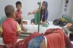 UP Woman, 5 Children Went Hungry For 2 Months; No Ration, Aadhaar Cards UP Woman, 5 Children Went Hungry For 2 Months; No Ration, Aadhaar Cards