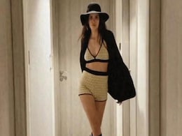 नताशा स्टेनकोविक ने ग्लैमरस अंदाज में किया जबरदस्त रैंप वॉक, फैन बोला- मैं तो 10 बार गिरता...देखें Video नताशा स्टेनकोविक ने ग्लैमरस अंदाज में किया जबरदस्त रैंप वॉक, फैन बोला- मैं तो 10 बार गिरता...देखें Video